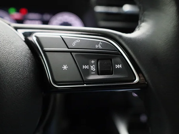 Audi A3 (2023) — foto 8 van 39
