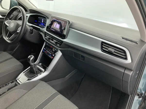 VOLKSWAGEN T-Roc (2024) — foto 34 van 36