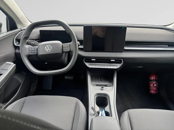 VOLKSWAGEN ID.Polo (2026) — foto 2 van 24