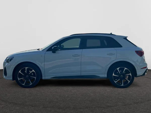 AUDI Q3 (2024) — foto 9 van 17