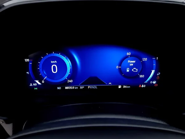 Ford Kuga HEV (2022) — foto 29 van 29