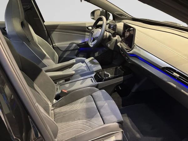 VOLKSWAGEN ID.5 (2024) — foto 7 van 13