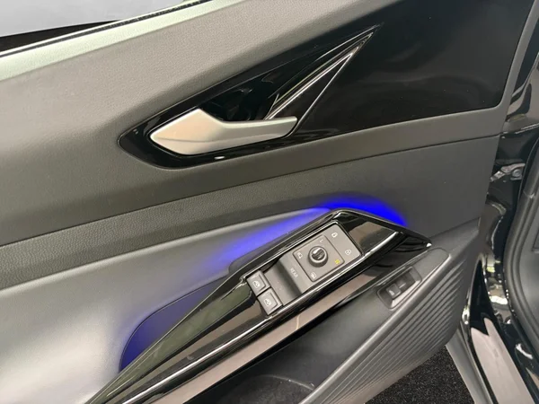 VOLKSWAGEN ID.4 (2026) — foto 6 van 16