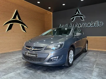 Opel Astra 246cabce-5c14-4fdd-b499-113fd73d3f2b