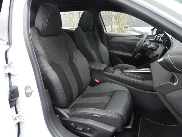 Peugeot 408 (2025) — foto 24 van 24