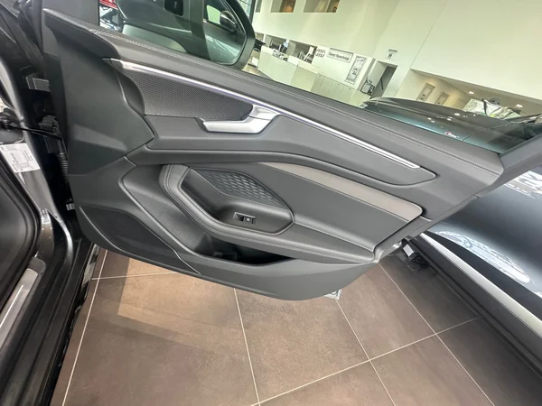 AUDI A6 Avant (2026) — foto 18 van 23