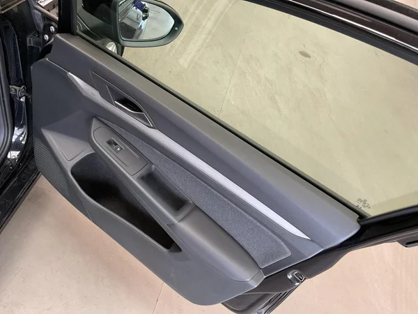 VOLKSWAGEN Golf VIII SW (2023) — foto 9 van 22