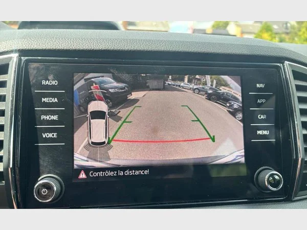 Skoda Karoq (2020) — foto 10 van 27