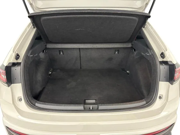 VOLKSWAGEN Taigo (2022) — foto 9 van 17