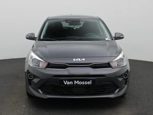 Kia Rio (2023) — foto 23 van 37