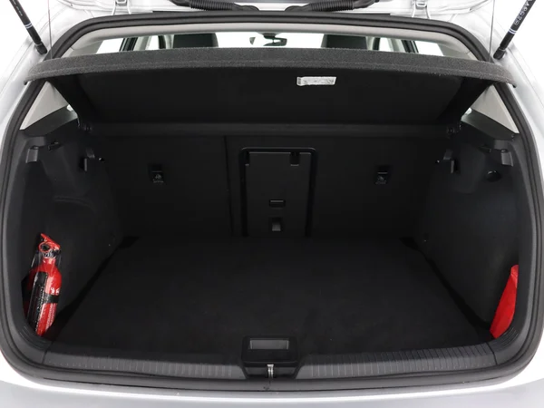 VOLKSWAGEN Golf (2024) — foto 8 van 28