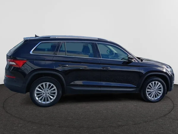 SKODA Kodiaq (2021) — foto 21 van 21