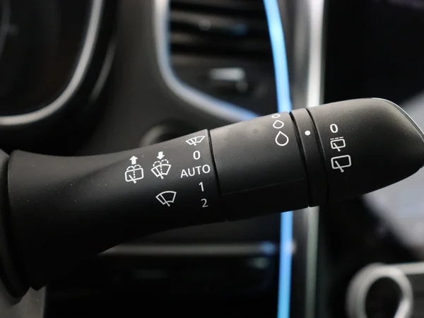 RENAULT Espace (2021) — foto 16 van 30