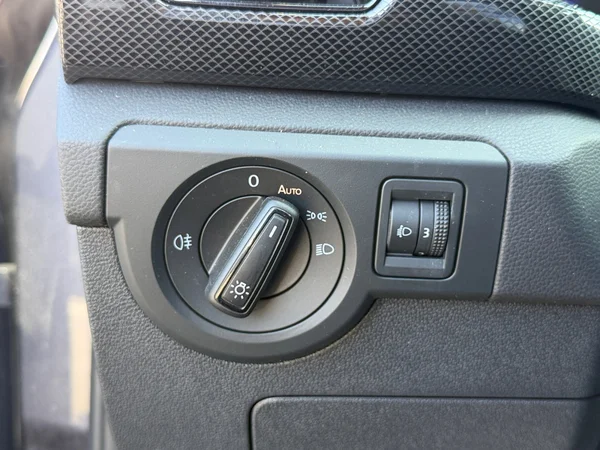 VOLKSWAGEN T-Cross (2025) — foto 17 van 17