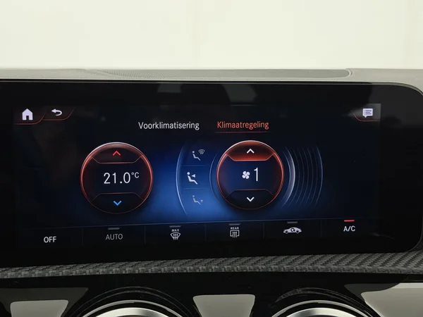 MERCEDES A 250 (2022) — foto 17 van 32