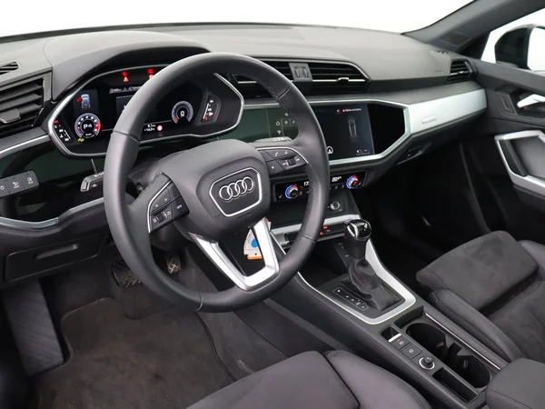 AUDI Q3 (2024) — foto 16 van 18