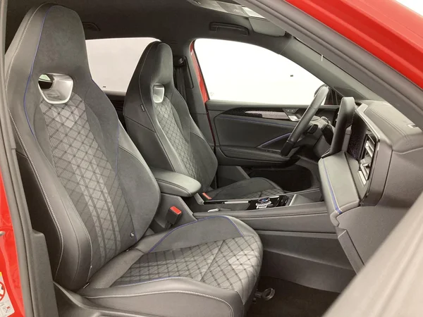 VOLKSWAGEN Tiguan Dsl (2024) — foto 27 van 36