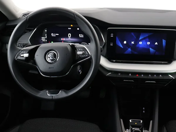 SKODA Octavia Combi (2024) — foto 16 van 18