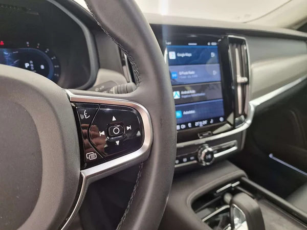 Volvo S90 (2025) — foto 4 van 17