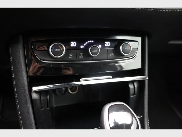 OPEL Grandland (2021) — foto 10 van 22