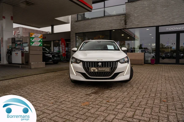Peugeot 208 (2021) — foto 12 van 38