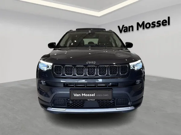 Jeep Compass (2023) — foto 9 van 16