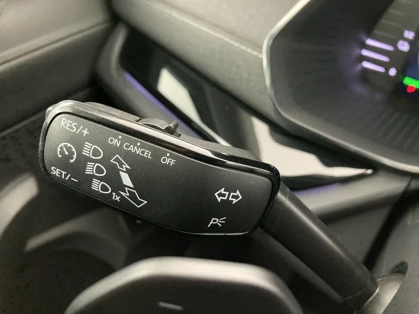 SKODA Octavia Combi PHEV (2021) — foto 26 van 37