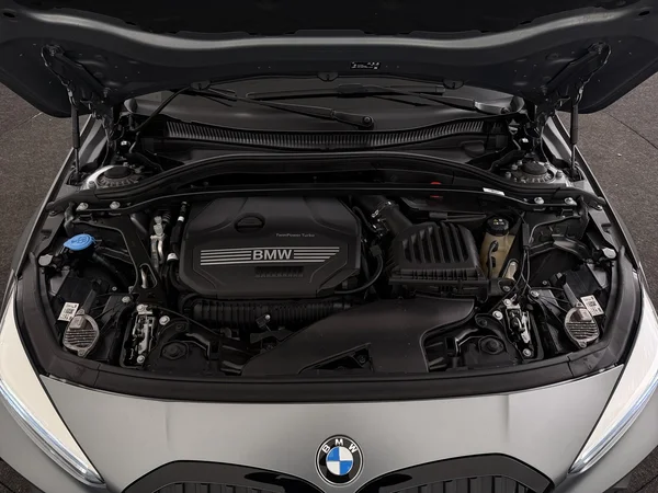BMW 120 (2022) — foto 6 van 30