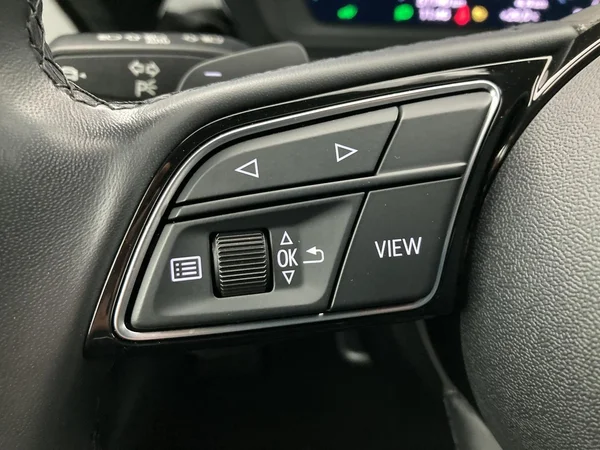 AUDI A3 Sportback PHEV (2022) — foto 4 van 37