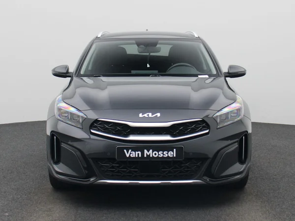 Kia XCeed (2023) — foto 23 van 41