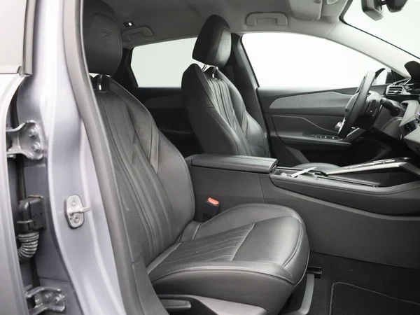 Peugeot 308 (2022) — foto 27 van 40