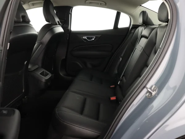 VOLVO S60 (2024) — foto 5 van 28