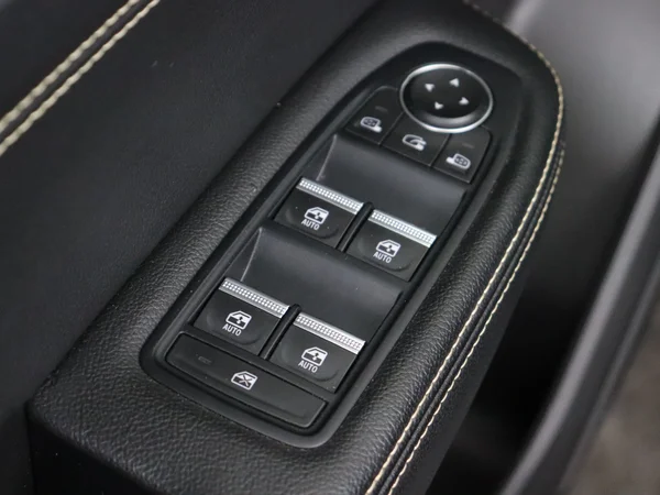 RENAULT Arkana (2024) — foto 19 van 28