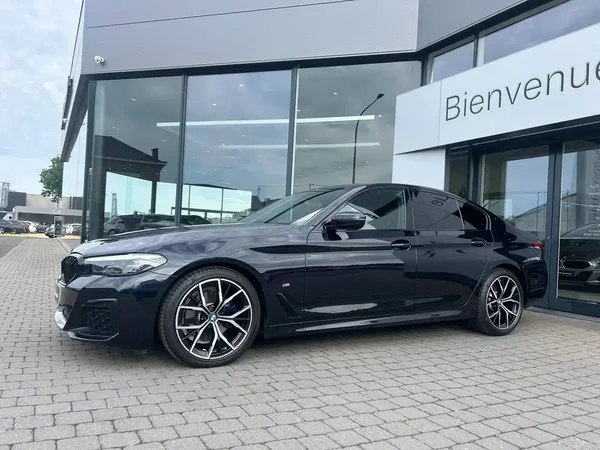 Bmw 518 (2021) — foto 6 van 18