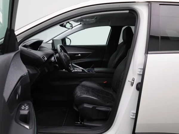 Peugeot 3008 (2021) — foto 46 van 46