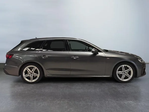 AUDI A4 Avant Dsl (2023) — foto 28 van 32