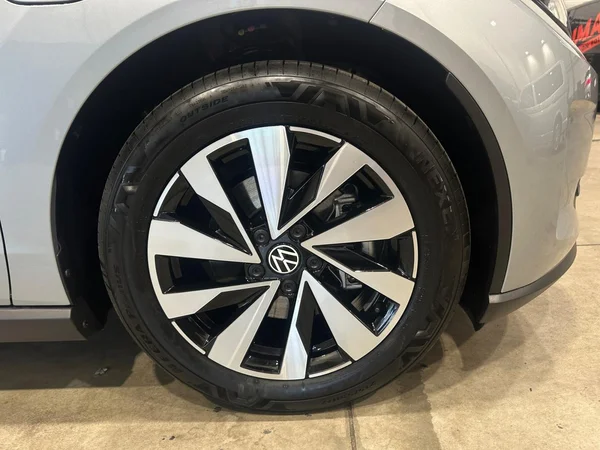 VOLKSWAGEN ID.Polo (2026) — foto 16 van 23