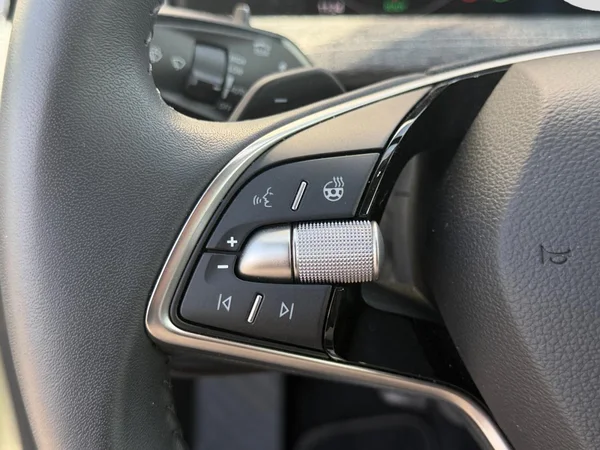 SKODA Superb Combi (2025) — foto 6 van 23