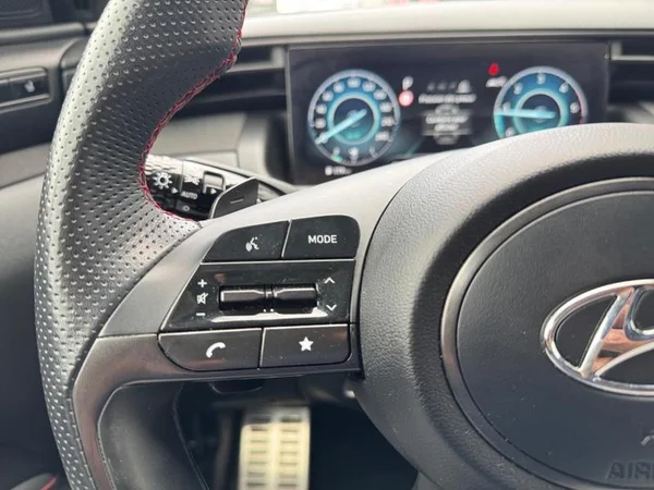 HYUNDAI Tucson (2021) — foto 10 van 31