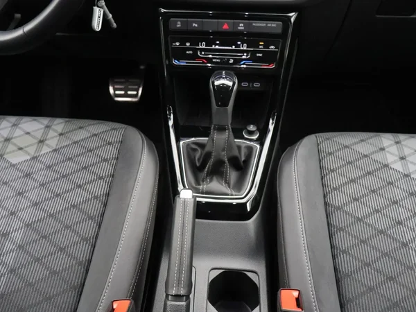 Volkswagen T-Cross (2025) — foto 14 van 29