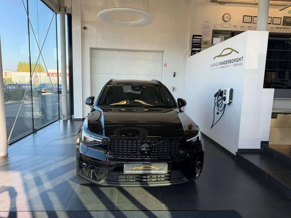 Volvo XC40 (2025) — foto 11 van 18