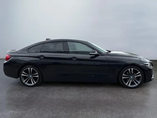 BMW 4 Gran Coupe (F36 LCI) (2020) — foto 26 van 30