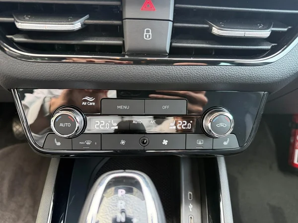 SKODA Kamiq (2026) — foto 8 van 10