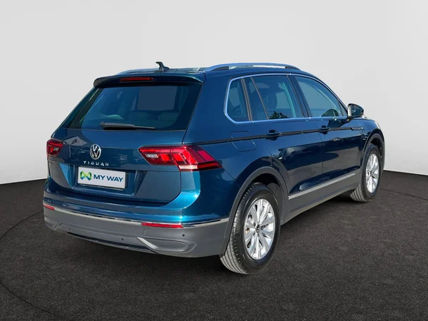VOLKSWAGEN Tiguan (2025) — foto 12 van 24