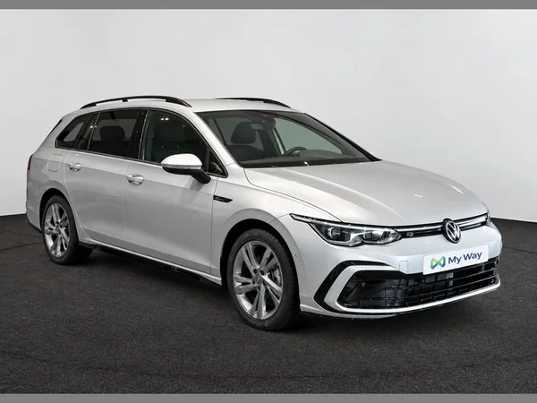 VOLKSWAGEN Golf VIII SW (2024) — foto 18 van 22