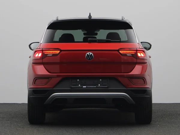 VOLKSWAGEN T-Roc (2025) — foto 16 van 19