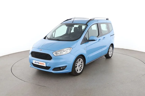 Ford Tourneo (2017) — foto 1 van 16