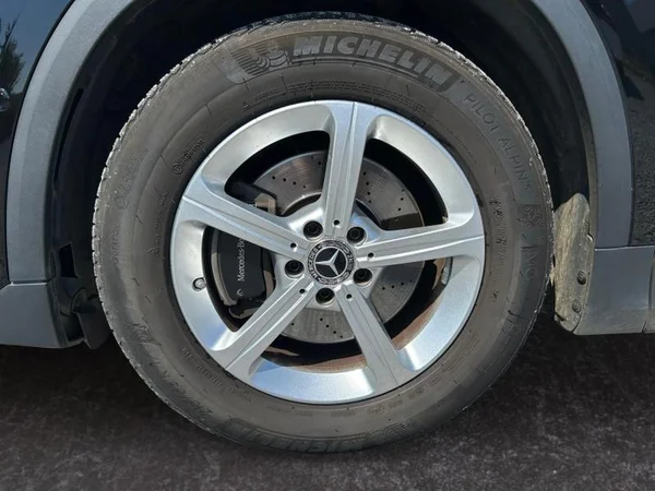MERCEDES-BENZ GLA (H247) (2022) — foto 25 van 31