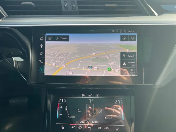 AUDI e-tron Sportback (2020) — foto 21 van 24