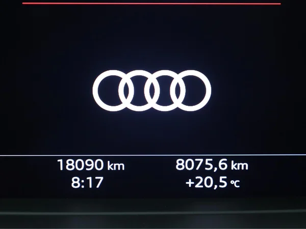 AUDI Q4 e-tron (2025) — foto 9 van 21
